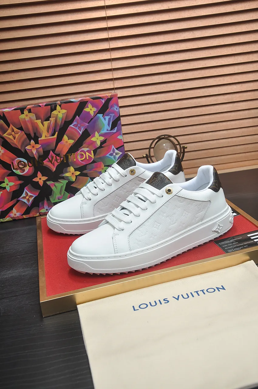 Men's shoes 💰540💶[LOUIS VUITTON] Original order price (water-dyed cowhide lining) new model 🍀LV Louis Vuitton * - top version of LV classic trendy shoes! Made of imported original cowhide, water-dyed cowhide lining, and original wear-resistant rubber outsole! High quality products! Code number 38-45 (45 is custom-made and cannot be returned or exchanged)